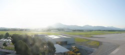 Archiv Foto Webcam Flughafen Salzburg 05:00