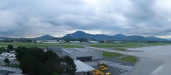 Archiv Foto Webcam Flughafen Salzburg 05:00