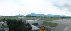 Archiv Foto Webcam Flughafen Salzburg 13:00