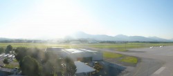 Archiv Foto Webcam Flughafen Salzburg 05:00