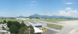 Archiv Foto Webcam Flughafen Salzburg 15:00