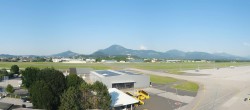 Archiv Foto Webcam Flughafen Salzburg 17:00