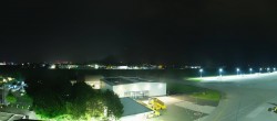 Archiv Foto Webcam Flughafen Salzburg 01:00