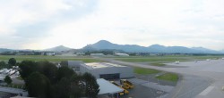 Archiv Foto Webcam Flughafen Salzburg 05:00