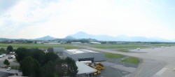 Archiv Foto Webcam Flughafen Salzburg 07:00