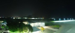 Archiv Foto Webcam Flughafen Salzburg 01:00