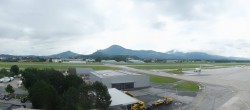 Archiv Foto Webcam Flughafen Salzburg 09:00