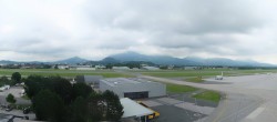 Archiv Foto Webcam Flughafen Salzburg 11:00