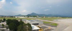 Archived image Webcam Salzburg Airport Panorama 17:00