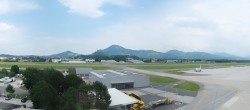 Archiv Foto Webcam Flughafen Salzburg 13:00