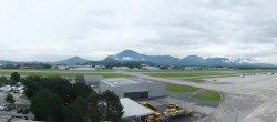 Archiv Foto Webcam Flughafen Salzburg 09:00