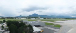 Archiv Foto Webcam Flughafen Salzburg 13:00