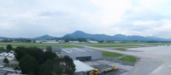 Archiv Foto Webcam Flughafen Salzburg 05:00