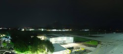Archiv Foto Webcam Flughafen Salzburg 01:00