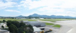 Archiv Foto Webcam Flughafen Salzburg 09:00