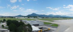 Archiv Foto Webcam Flughafen Salzburg 13:00