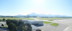 Archived image Webcam Salzburg Airport Panorama 07:00