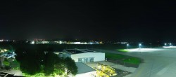 Archiv Foto Webcam Flughafen Salzburg 01:00