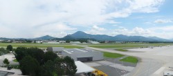 Archiv Foto Webcam Flughafen Salzburg 11:00