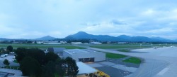 Archiv Foto Webcam Flughafen Salzburg 19:00
