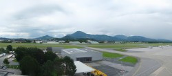 Archiv Foto Webcam Flughafen Salzburg 13:00