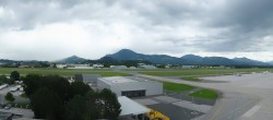 Archiv Foto Webcam Flughafen Salzburg 15:00