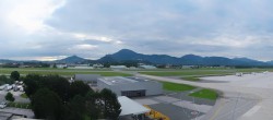 Archiv Foto Webcam Flughafen Salzburg 05:00