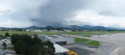 Archiv Foto Webcam Flughafen Salzburg 13:00