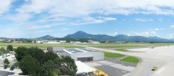 Archiv Foto Webcam Flughafen Salzburg 13:00