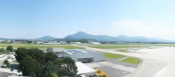 Archiv Foto Webcam Flughafen Salzburg 11:00