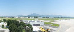 Archiv Foto Webcam Flughafen Salzburg 13:00