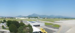 Archiv Foto Webcam Flughafen Salzburg 15:00