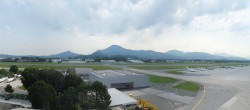 Archived image Webcam Salzburg Airport Panorama 09:00