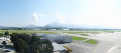 Archived image Webcam Salzburg Airport Panorama 09:00