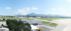 Archived image Webcam Salzburg Airport Panorama 11:00
