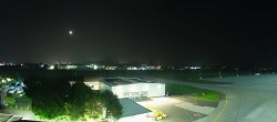 Archiv Foto Webcam Flughafen Salzburg 01:00