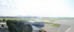 Archiv Foto Webcam Flughafen Salzburg 02:00