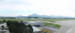 Archiv Foto Webcam Flughafen Salzburg 06:00