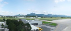 Archiv Foto Webcam Flughafen Salzburg 13:00