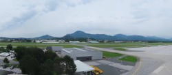 Archiv Foto Webcam Flughafen Salzburg 17:00
