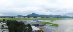 Archiv Foto Webcam Flughafen Salzburg 09:00