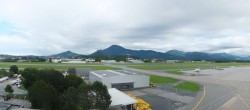 Archiv Foto Webcam Flughafen Salzburg 15:00