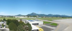 Archiv Foto Webcam Flughafen Salzburg 15:00