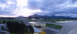Archived image Webcam Salzburg Airport Panorama 05:00