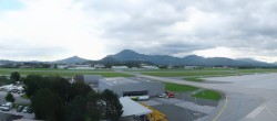 Archived image Webcam Salzburg Airport Panorama 08:00