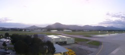 Archiv Foto Webcam Flughafen Salzburg 05:00