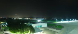 Archiv Foto Webcam Flughafen Salzburg 01:00