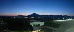 Archiv Foto Webcam Flughafen Salzburg 05:00