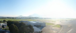 Archiv Foto Webcam Flughafen Salzburg 07:00