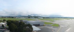 Archiv Foto Webcam Flughafen Salzburg 09:00